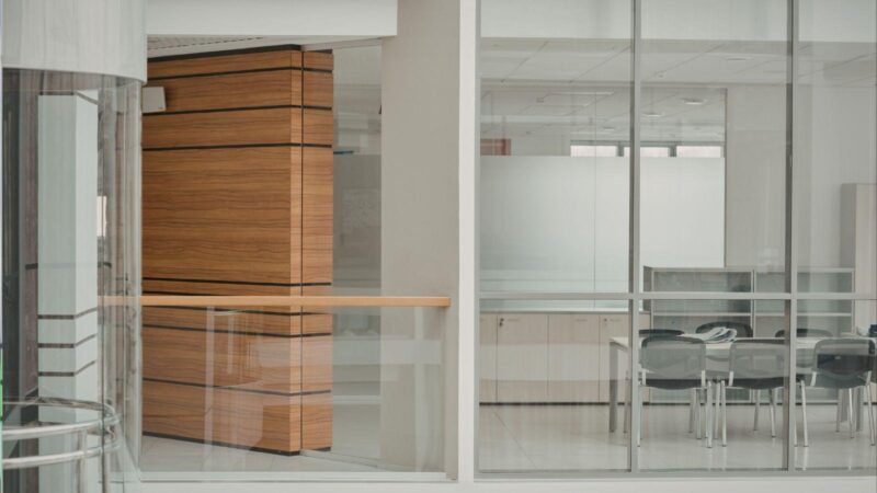 How Glass Partitions Are Changing Modern Office Design