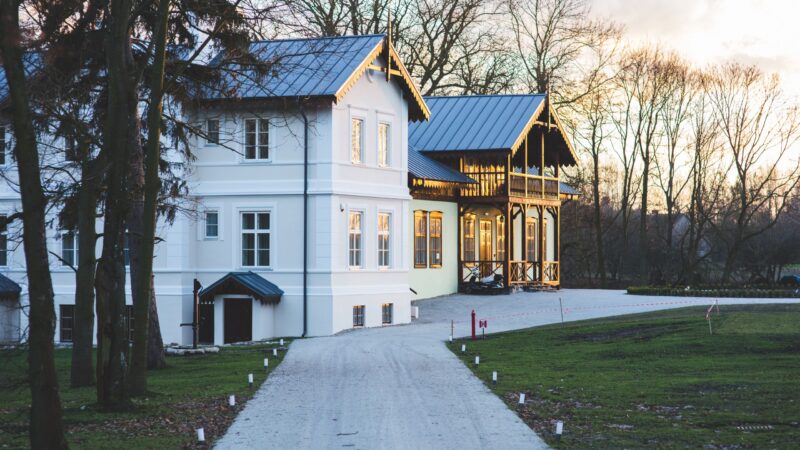 Your Home Doesn&rsquo;t Stop Running When You&rsquo;re Away: How to Manage It Remotely